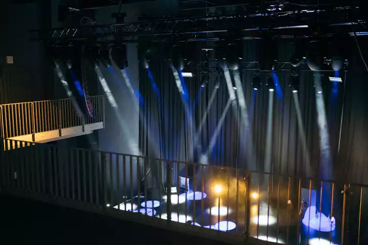 HOLE 44 in Berlin-Neukölln